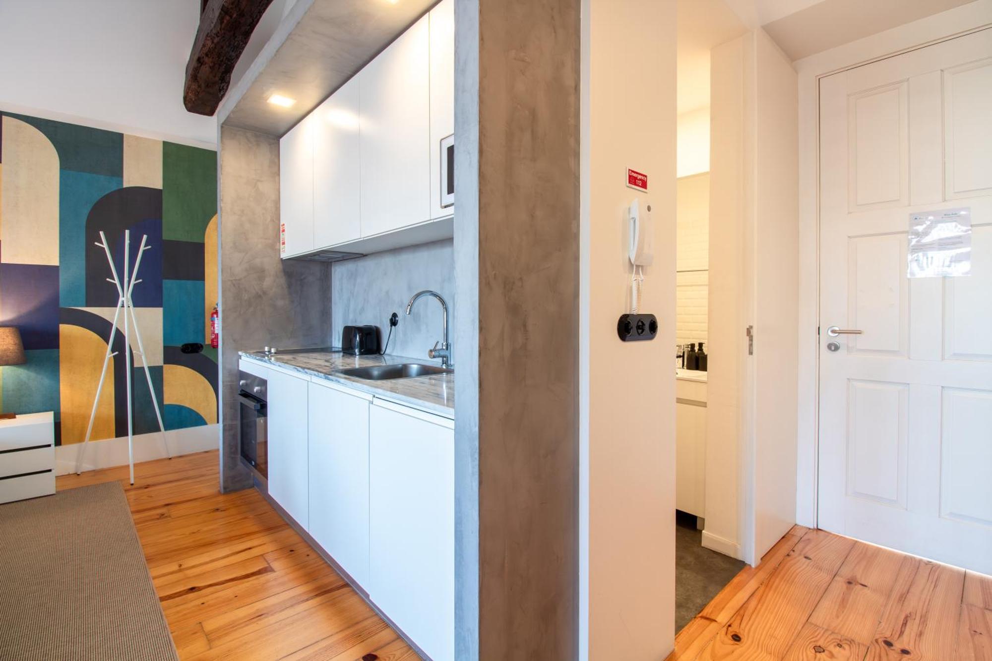 Lovelystay - Dirk Apartment - Almada 4º F Porto Luaran gambar